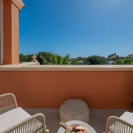 Apartmán Luxury 3 Bdrm With Private Pool And Stunning Sea Views *