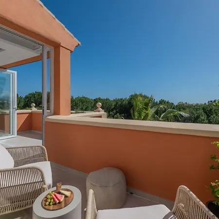 Luxury 3 Bdrm With Private Pool And Stunning Sea Views Lejlighed Marbella