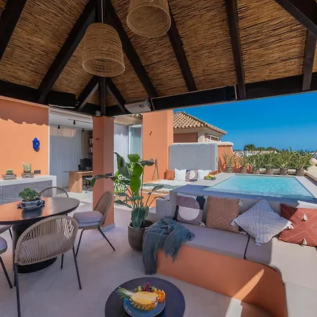 Lejlighed Luxury 3 Bdrm With Private Pool And Stunning Sea Views Marbella