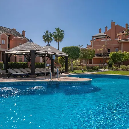 Lejlighed Luxury 3 Bdrm With Private Pool And Stunning Sea Views