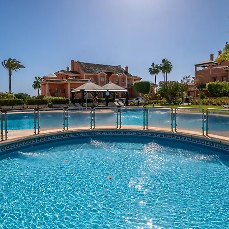 Apartment Luxury 3 Bdrm With Private Pool And Stunning Sea Views