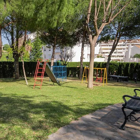 Luxury 3 Bdrm With Private Pool And Stunning Sea Views Lejlighed