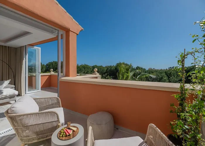 Luxury 3 Bdrm With Private Pool And Stunning Sea Views Apartmán Marbella