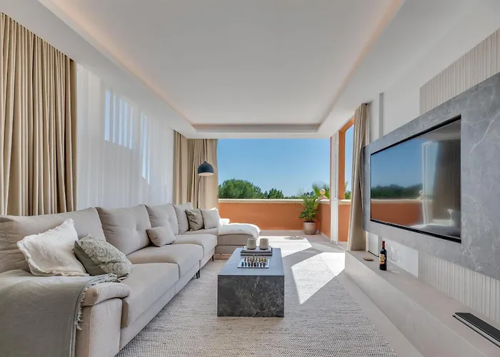 Luxury 3 Bdrm With Private Pool And Stunning Sea Views * Marbella