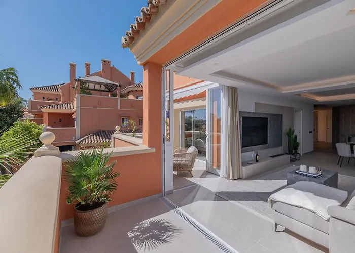 Luxury 3 Bdrm With Private Pool And Stunning Sea Views Apartmán
