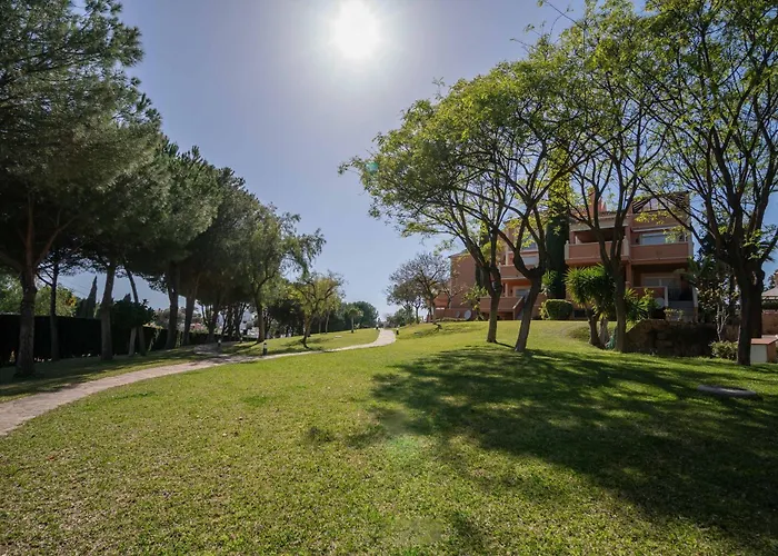 Luxury 3 Bdrm With Private Pool And Stunning Sea Views Apartmán Marbella